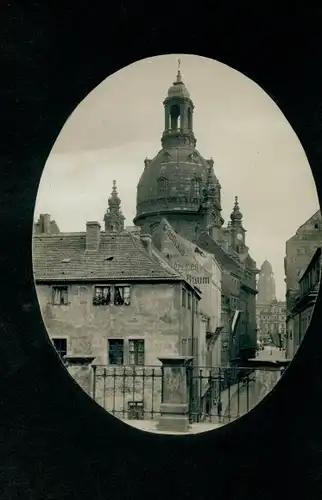 Foto Dresden Zentrum Altstadt, Blick zur Frauenkirche, Gasthaus zum grünen Baum