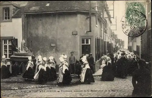 Ak Le Portel Pas de Calais, Procession revenant de la Benediction de la Mer