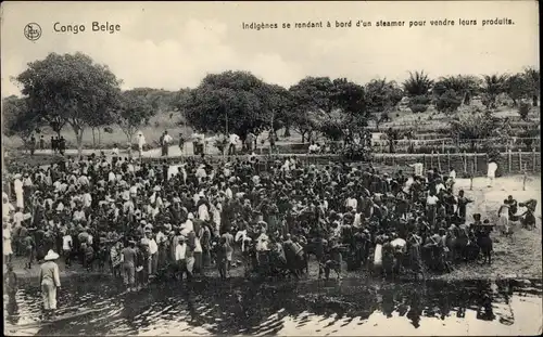 Ak DR Kongo Zaire, Indigenes se rendant a bord d'un steamer pour vendre leurs produits