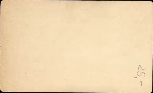 Foto Deutscher Soldat in Uniform, Pickelhaube