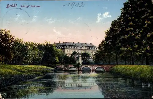 Ak Brühl im Rhein Erft Kreis, Blick auf das Königl. Schloss, Fluss, Brücke