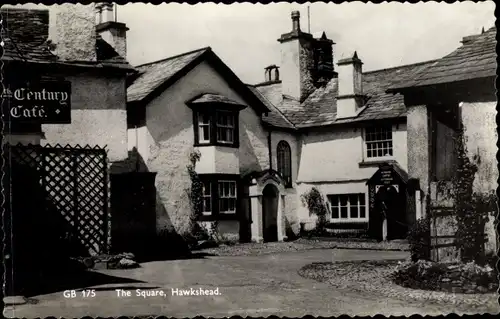 Ak Hawkshead Cumbria England, The Square