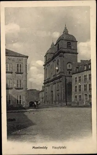 Ak Montmédy Lothringen Meuse, Hauptplatz