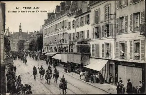 Ak Versailles Yvelines, Etendard et Defile du 22e d'Artillerie