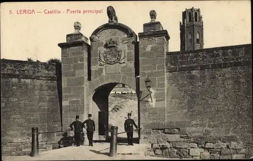 Ak Lérida Lleida Val d’Aran Valle de Aran Katalonien, Castillo Puerta principal