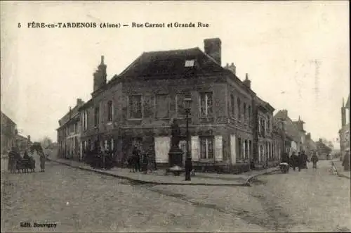 Ak Fere en Tardenois Aisne, Rue Carnot, Grande Rue