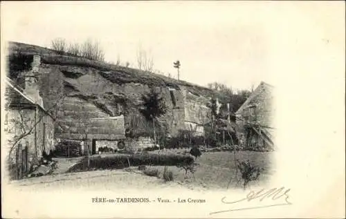 Ak Fère en Tardenois Aisne, Vaux, Les Creutes