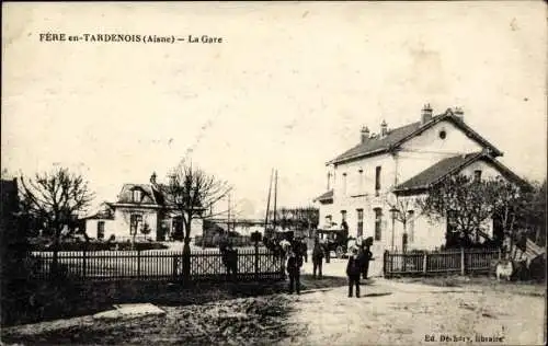 Ak Fère en Tardenois Aisne, La Gare