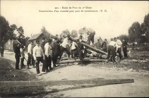 Ak Arras Pas de Calais, Ecole du Pont du 3e Genie, Construction d'un chevalet pour pont