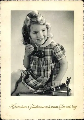 Ak Glückwunsch Geburtstag, Mädchen am Telefon