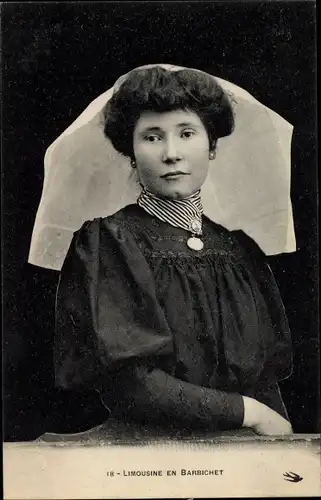 Ak Haute Vienne Frankreich, Limousine en Barbichet, Frau in Tracht, Portrait