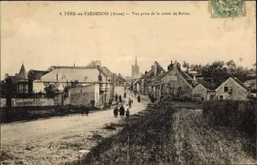 Ak Fère en Tardenois Aisne, Vue prise de la Route de Reims