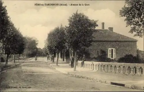 Ak Fère en Tardenois Aisne, Avenue de la Gare