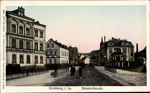 Golden Windows Leuchtfenster Ak Kirchberg in Sachsen, Bahnhofstraße, Wohnhäuser