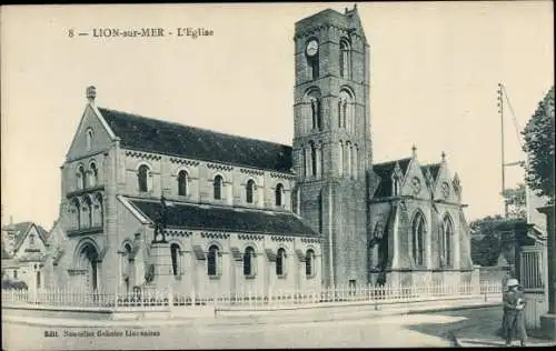 Ak Lion sur Mer Calvados, L'Eglise