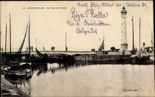 Ak Ouistreham Calvados, Le Pont du Bassin, Leuchtturm