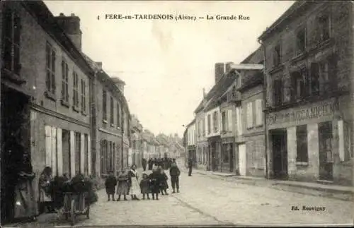 Ak Fère en Tardenois Aisne, Grande Rue