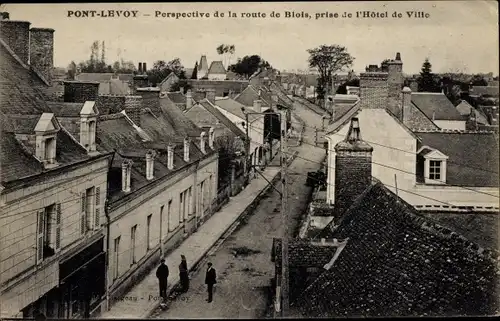 Ak Pontlevoy Loir et Cher, Perspective de la route de Blois, prise de l'Hotel de Ville