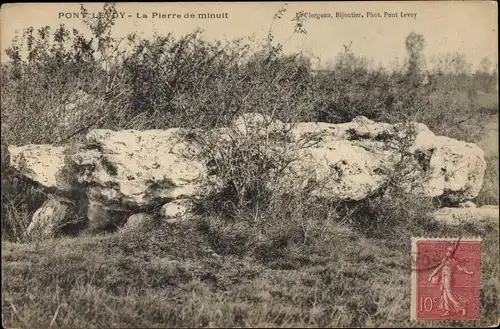 Ak Pontlevoy Loir et Cher, La Pierre de minuit