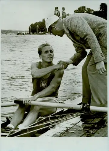 Foto Int. Große Grünauer Regatta 1955, Senior Einer, Teodor Kocerka, Polen, Hans Berger