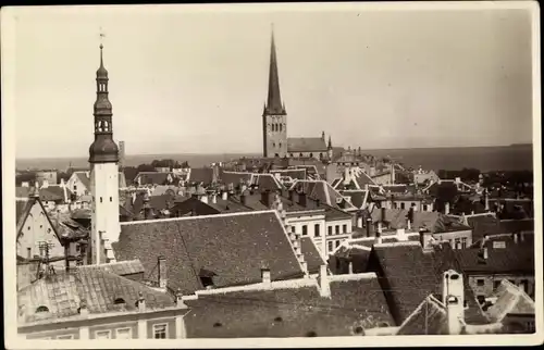 Ak Tallinn Reval Estland, Stadtpanorama vom Rathausturm aus