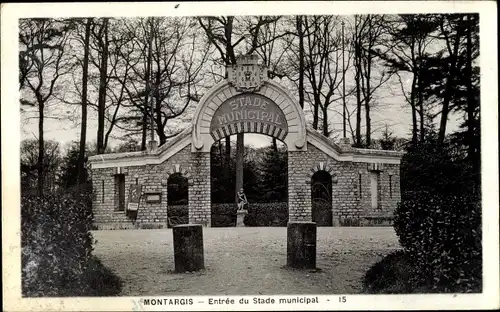 Ak Montargis Loiret, Entree de Stade municipal