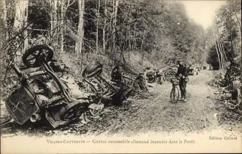 Ak Villers Cotterêts Aisne, Convoi automobile allemand incendie dans la Foret, 1. WK