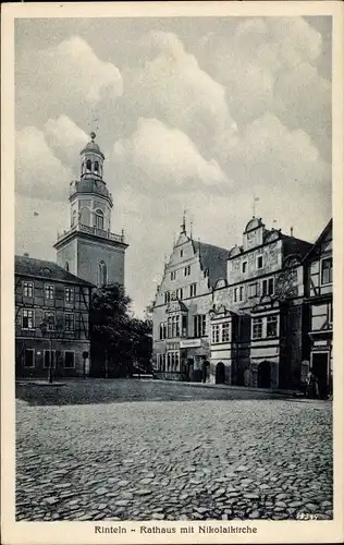 Ak Rinteln an der Weser Kreis Schaumburg, Rathaus mit Nikolaikirche