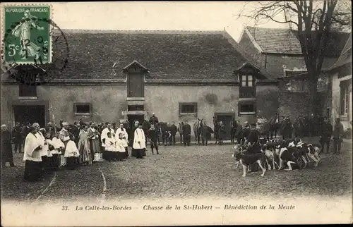 Ak La Celle les Bordes Yvelines, Chasse de la Saint Hubert, Benediction de la Meute