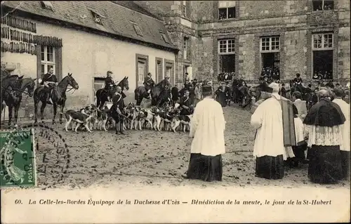 Ak La Celle les Bordes Yvelines, Equipage de la Duchesse d'Uzes Benediction de la meute Saint Hubert