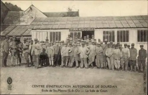 Ak Dourdan Essonne, Centre d'Instruction Automobile, Ecole de Sainte Mesme, La Salle de Cours