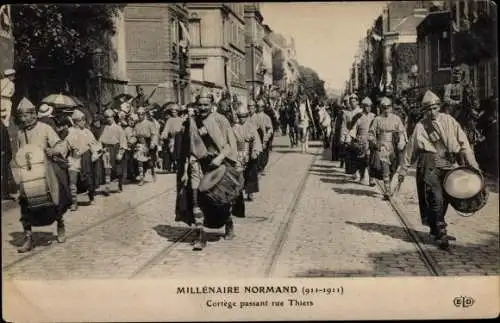 Ak Rouen Seine Maritime, Millenaire Normand 1911, Cortege passant rue Thiers