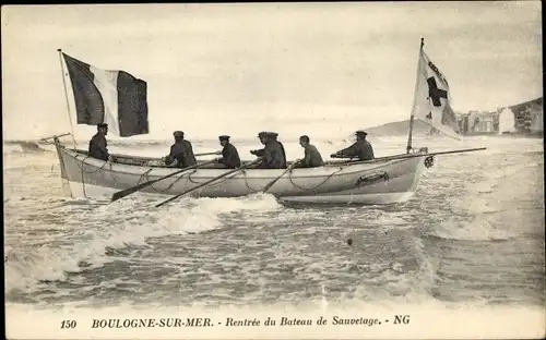 Ak Boulogne sur Mer Pas de Calais, Rentree du Bateau de Sauvetage