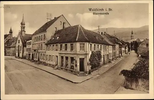 Ak Waldkirch im Breisgau Schwarzwald, Blumenstraße