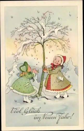 Ak Glückwunsch Neujahr, Mädchen schütteln einen Baum