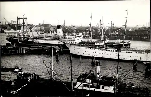 Ak Hamburg Mitte Altstadt, Hafenbild mit Dampfer General San Martin