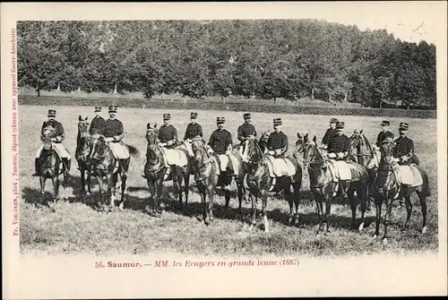 Ak Saumur Maine et Loire, MM. les Ecuyers en grande tenue