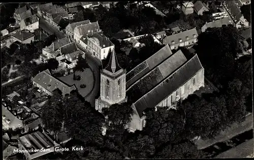 Ak Monnikendam Waterland Nordholland Niederlande, Grote Kerk, Flugbild