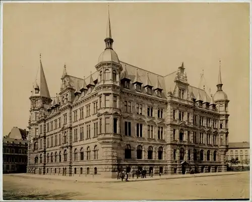 Foto um 1880, Wiesbaden in Hessen, Rathaus