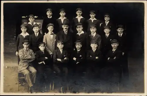 Studentika Foto Ak Studenten einer Burschenschaft, Gruppenbild