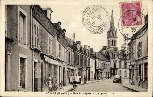 Ak Noyant Maine et Loire, Rue Principale, Epicerie Centrale