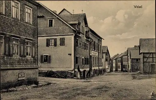 Ak Weisel im Taunus, Straßenpartie, Ortspartie