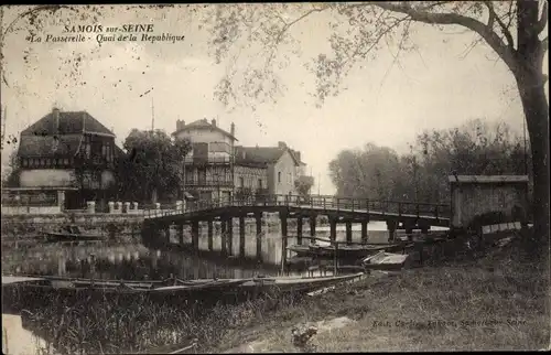 Ak Samois sur Seine Seine et Marne, Quai de la Republique, La Passerelle