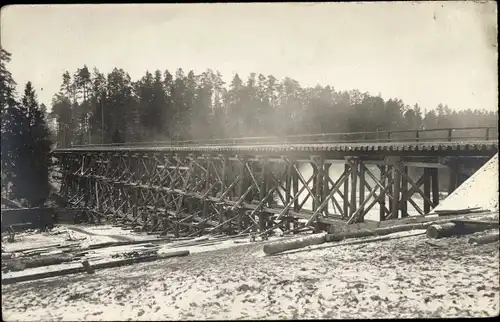 Foto Ak Ulschewo? Östlicher Kriegsschauplatz, Brücke, 1. WK