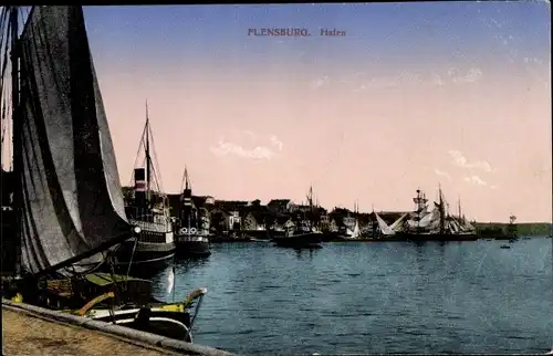 Ak Flensburg in Schleswig Holstein, Hafenbild