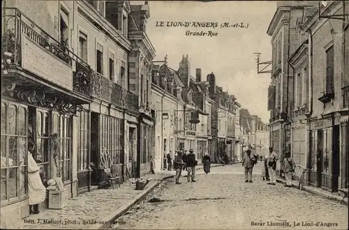 Ak Le Lion d'Angers Maine et Loire, Grande Rue