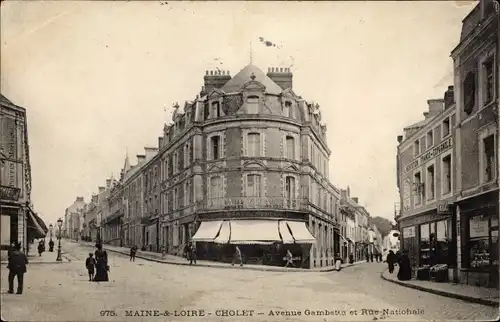 Ak Cholet Maine et Loire, Avenue Gambetta, Rue Nationale