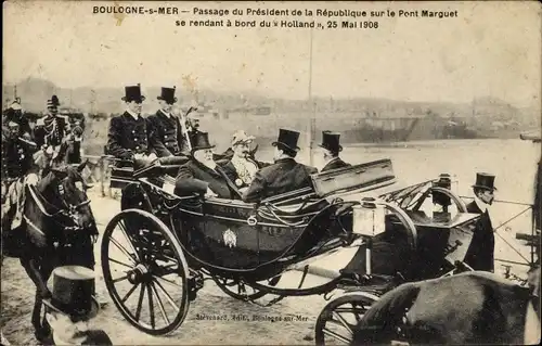 Ak Boulogne sur Mer Pas de Calais, Passage du President Armand Fallières sur le Pont Marguet, 1908