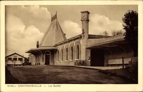 Ak Contrexéville Vosges, La Gare