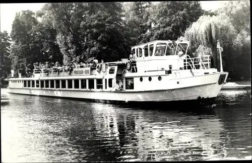 Foto Ak Fahrgastschiff MS Prenzlauer Berg, Weiße Flotte Berlin